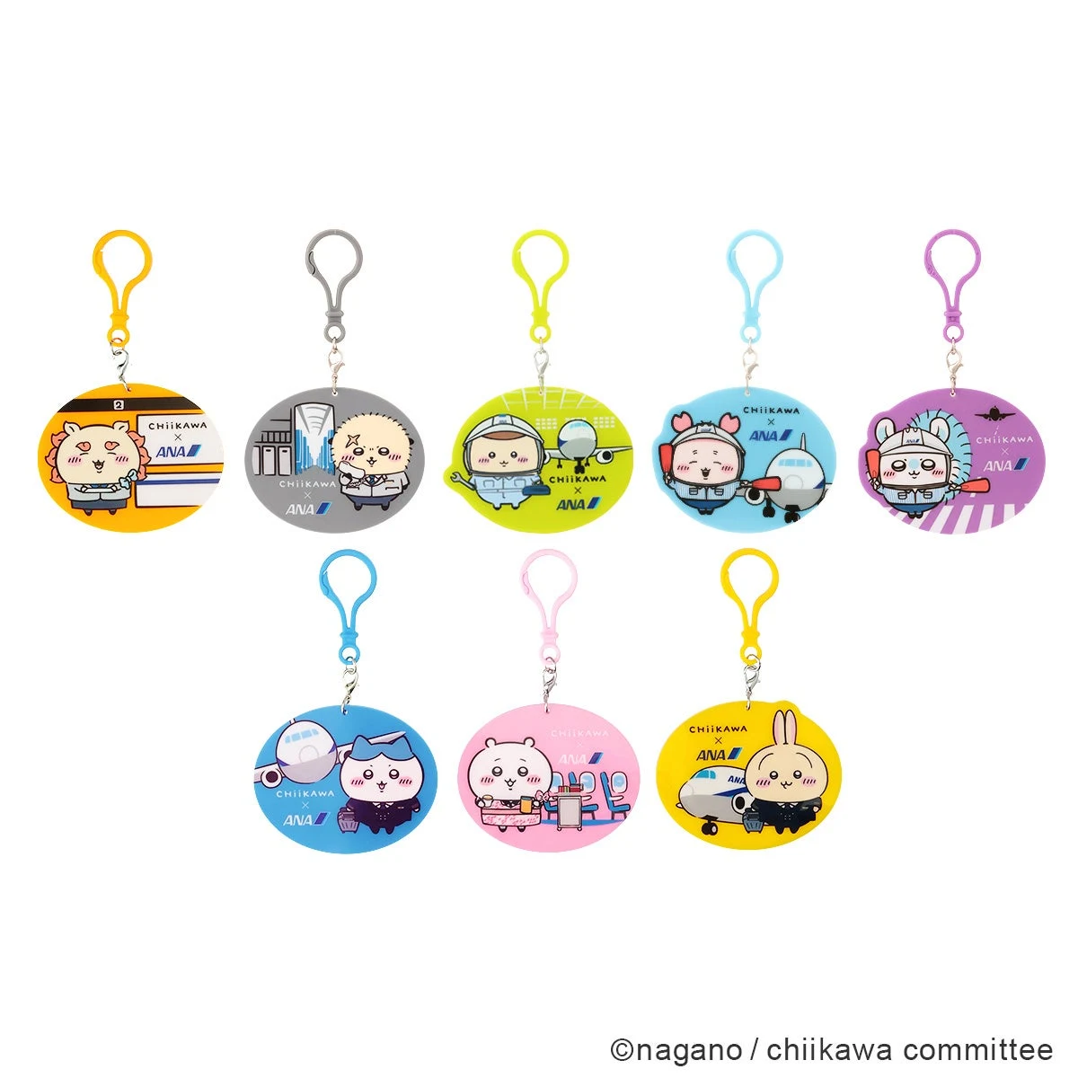 アクリルキーホルダーは全8種。写真に並ぶ8個が単品1個に付くわけではありません。